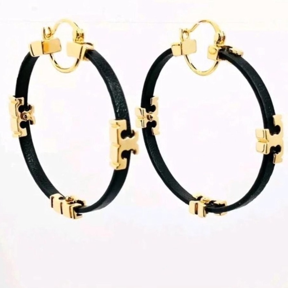 Tory Burch Black leather/ sheriff T hoop earrings - Picture 2 of 6